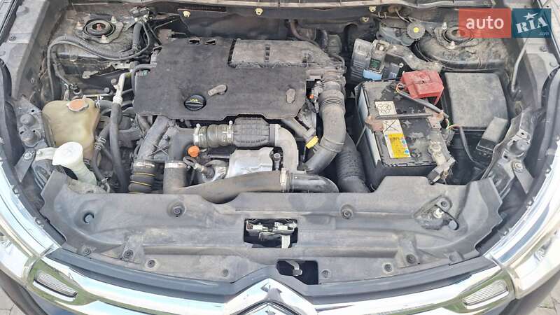 Внедорожник / Кроссовер Citroen C4 Aircross 2017 в Ивано-Франковске фото 14 Внедорожник / Кроссовер Citroen C4 Aircross 2017 в Ивано-Франковске