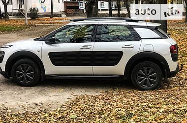 Хэтчбек Citroen C4 Cactus 2015 в Киеве