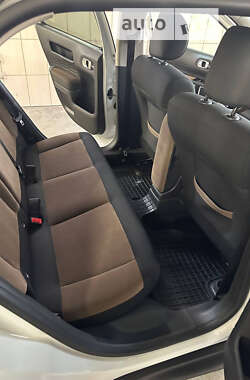 Внедорожник / Кроссовер Citroen C4 Cactus 2016 в 
