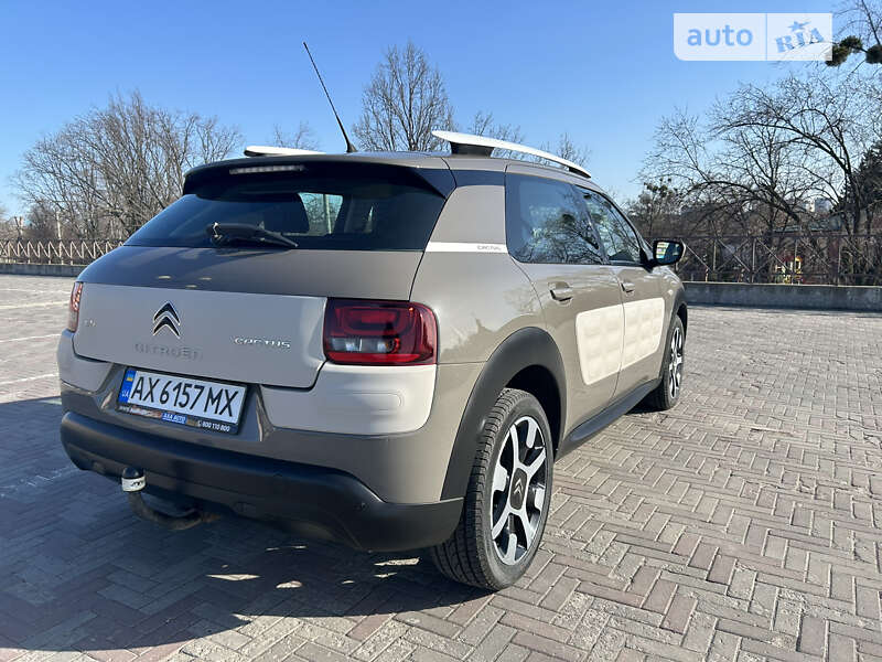 Внедорожник / Кроссовер Citroen C4 Cactus 2014 в Харькове