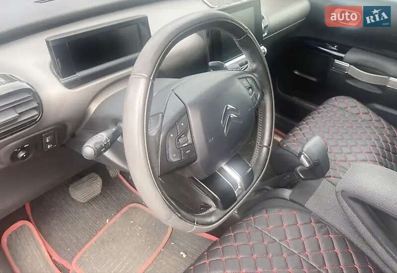 Внедорожник / Кроссовер Citroen C4 Cactus 2015 в Киеве