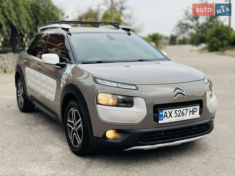 Внедорожник / Кроссовер Citroen C4 Cactus 2016 в Харькове