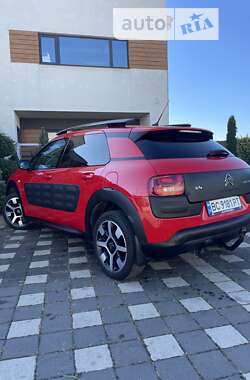 Внедорожник / Кроссовер Citroen C4 Cactus 2014 в Стрые