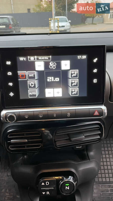 Внедорожник / Кроссовер Citroen C4 Cactus 2014 в Ужгороде