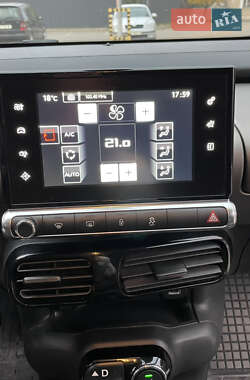 Внедорожник / Кроссовер Citroen C4 Cactus 2014 в 