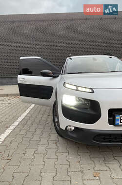 Внедорожник / Кроссовер Citroen C4 Cactus 2014 в 