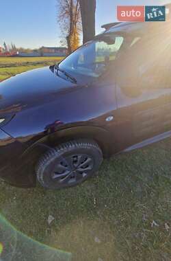 Внедорожник / Кроссовер Citroen C4 Cactus 2014 в 
