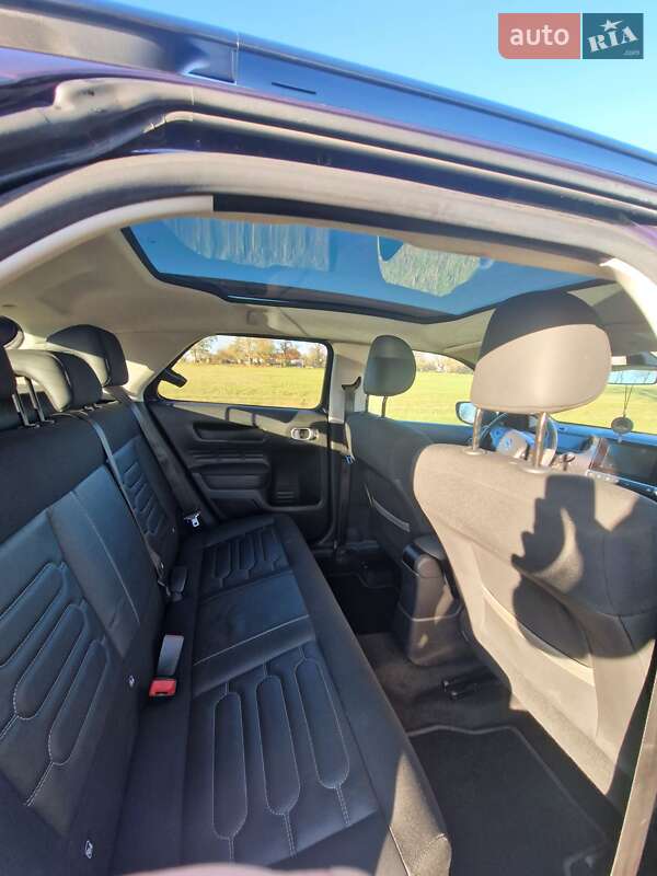 Внедорожник / Кроссовер Citroen C4 Cactus 2014 в Черновцах