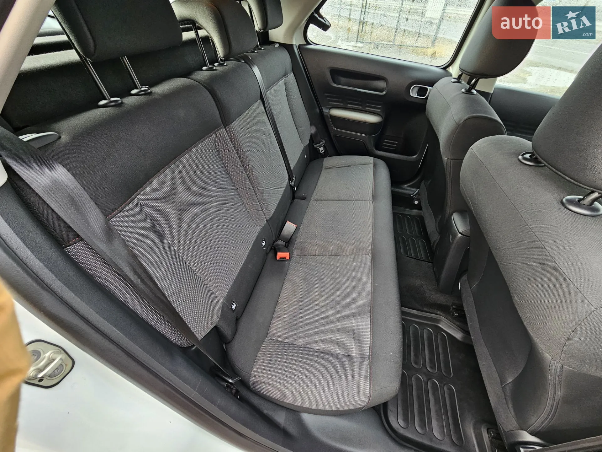 2019 Citroen C4 Cactus - мініатюра 30