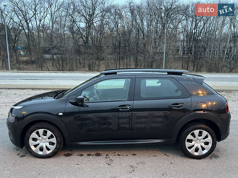 Внедорожник / Кроссовер Citroen C4 Cactus 2016 в Днепре