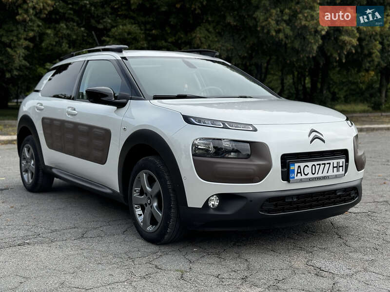 Внедорожник / Кроссовер Citroen C4 Cactus 2018 в Рава-Русской