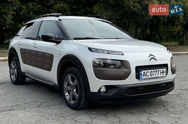 Внедорожник / Кроссовер Citroen C4 Cactus 2018 в 