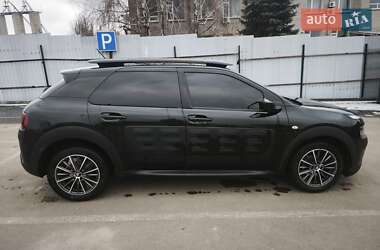 Внедорожник / Кроссовер Citroen C4 Cactus 2014 в 