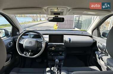 Внедорожник / Кроссовер Citroen C4 Cactus 2017 в 