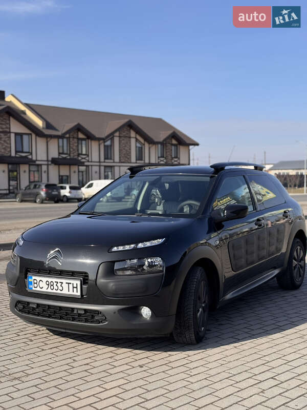 Внедорожник / Кроссовер Citroen C4 Cactus 2015 в Радехове