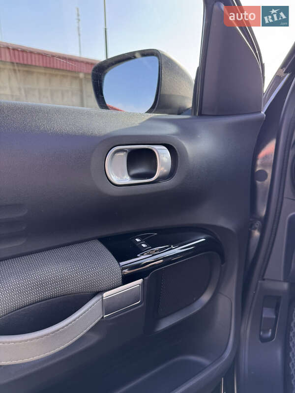 Внедорожник / Кроссовер Citroen C4 Cactus 2015 в Радехове