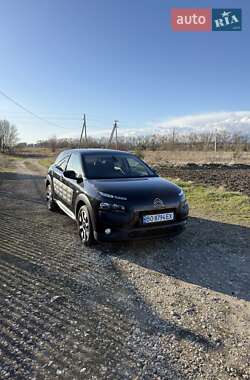 Внедорожник / Кроссовер Citroen C4 Cactus 2016 в 