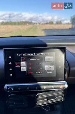 Внедорожник / Кроссовер Citroen C4 Cactus 2016 в 