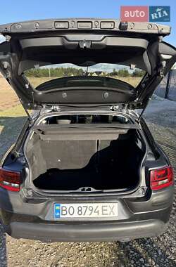 Внедорожник / Кроссовер Citroen C4 Cactus 2016 в 