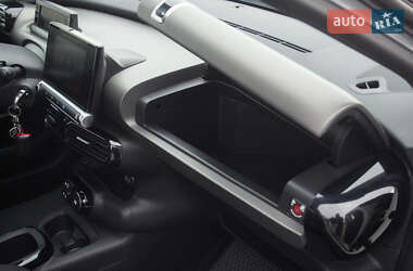 Внедорожник / Кроссовер Citroen C4 Cactus 2018 в 