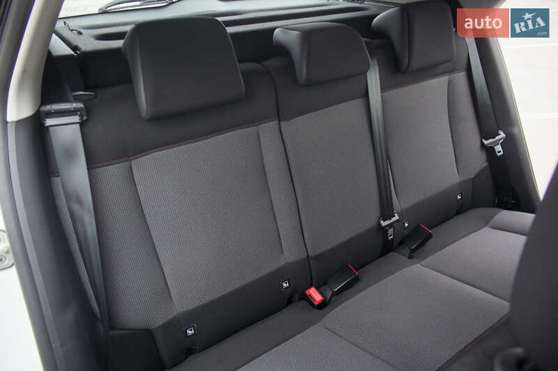 Внедорожник / Кроссовер Citroen C4 Cactus 2018 в Обухове