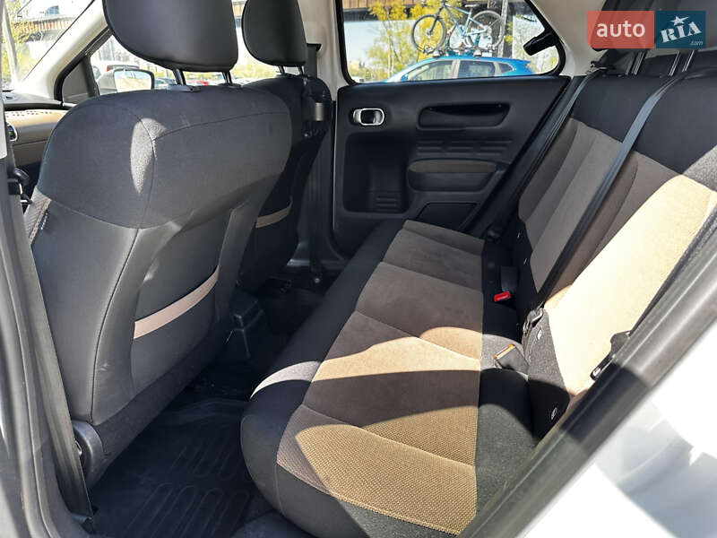 Внедорожник / Кроссовер Citroen C4 Cactus 2015 в Киеве