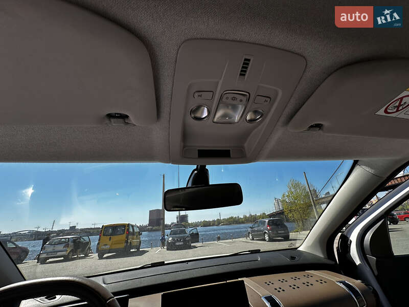 Внедорожник / Кроссовер Citroen C4 Cactus 2015 в Киеве