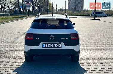 Внедорожник / Кроссовер Citroen C4 Cactus 2016 в 