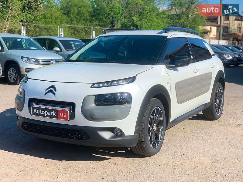 Внедорожник / Кроссовер Citroen C4 Cactus 2014 в 
