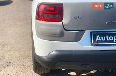 Внедорожник / Кроссовер Citroen C4 Cactus 2014 в 