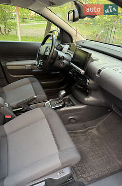 Внедорожник / Кроссовер Citroen C4 Cactus 2020 в 