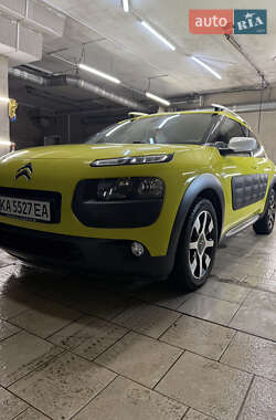 Позашляховик / Кросовер Citroen C4 Cactus 2016 в 