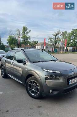 Позашляховик / Кросовер Citroen C4 Cactus 2015 в Миколаєві