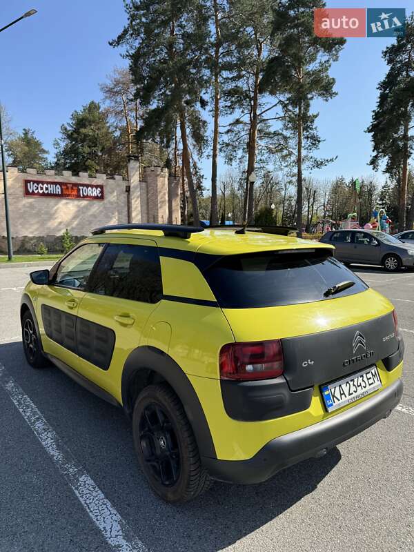 Позашляховик / Кросовер Citroen C4 Cactus 2015 в Харкові