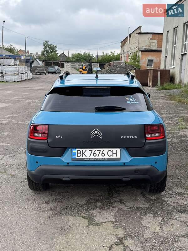 Внедорожник / Кроссовер Citroen C4 Cactus 2018 в Сарнах