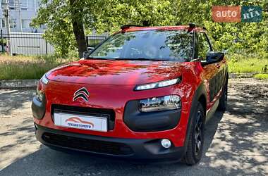 Позашляховик / Кросовер Citroen C4 Cactus 2017 в 