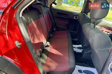 Позашляховик / Кросовер Citroen C4 Cactus 2017 в 