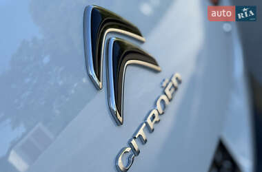 Позашляховик / Кросовер Citroen C4 Cactus 2020 в 