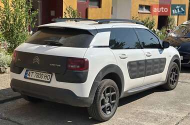 Внедорожник / Кроссовер Citroen C4 Cactus 2016 в 