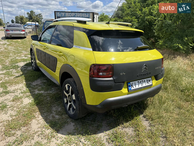 Внедорожник / Кроссовер Citroen C4 Cactus 2016 в Киеве