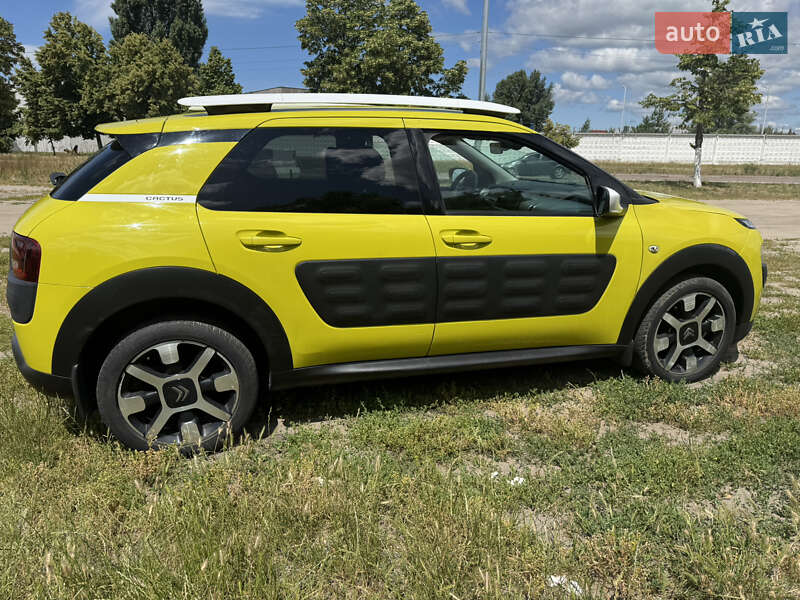 Внедорожник / Кроссовер Citroen C4 Cactus 2016 в Киеве