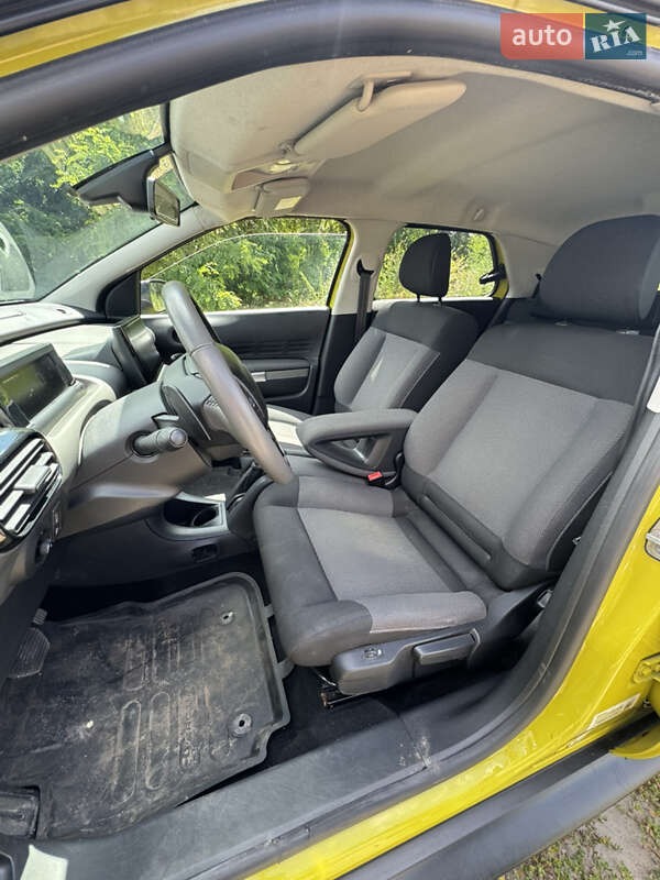 Внедорожник / Кроссовер Citroen C4 Cactus 2016 в Киеве