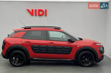 Внедорожник / Кроссовер Citroen C4 Cactus 2017 в 