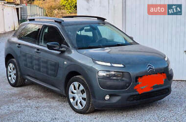 Внедорожник / Кроссовер Citroen C4 Cactus 2015 в Стрые