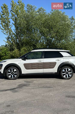 Внедорожник / Кроссовер Citroen C4 Cactus 2015 в Жовкве