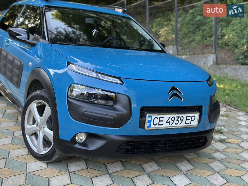 Внедорожник / Кроссовер Citroen C4 Cactus 2017 в 