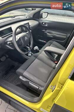 Внедорожник / Кроссовер Citroen C4 Cactus 2018 в 
