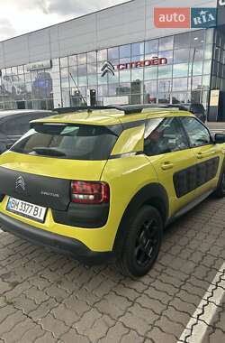 Внедорожник / Кроссовер Citroen C4 Cactus 2018 в 