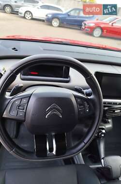 Внедорожник / Кроссовер Citroen C4 Cactus 2015 в 