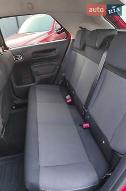 Внедорожник / Кроссовер Citroen C4 Cactus 2015 в 